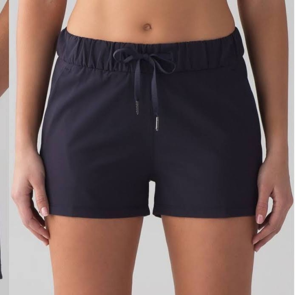 Lululemon On The Fly Shorts Woven Midnight Blue